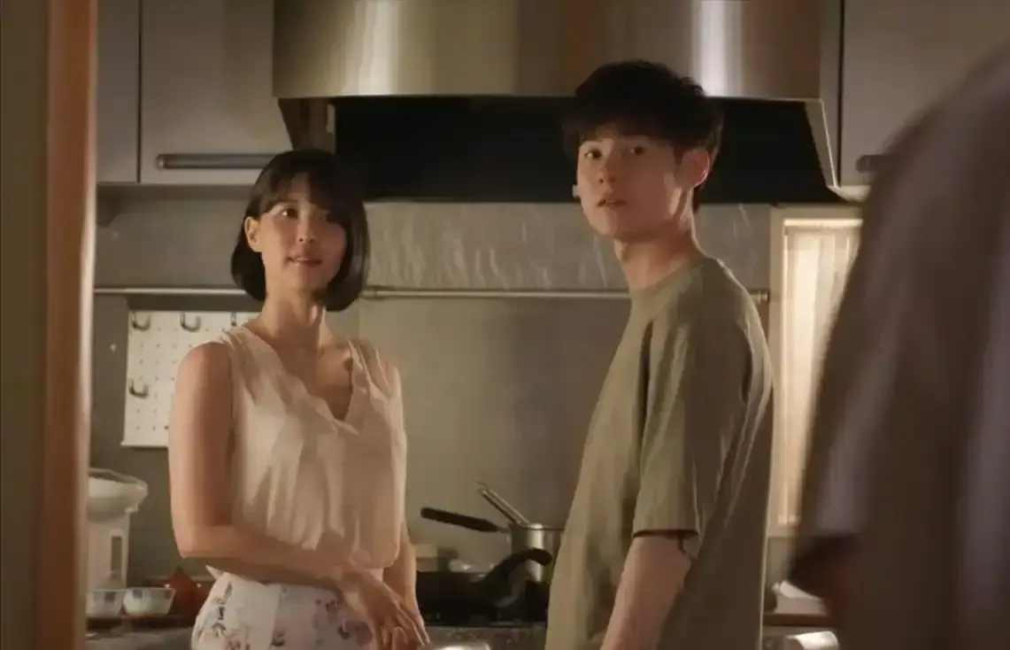催泪神作《漂亮的女邻居5》高清全集未删减-免费在线看无广告-林薇苏婉雨夜谜局百度网盘超清资源-漂亮的女邻居5中文抢先版免费看